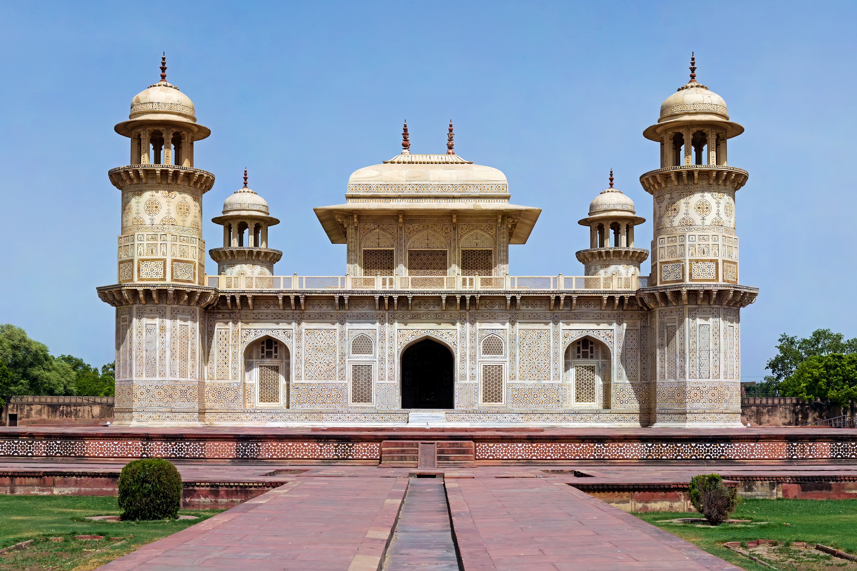 Itmad-ud-daula's tomb