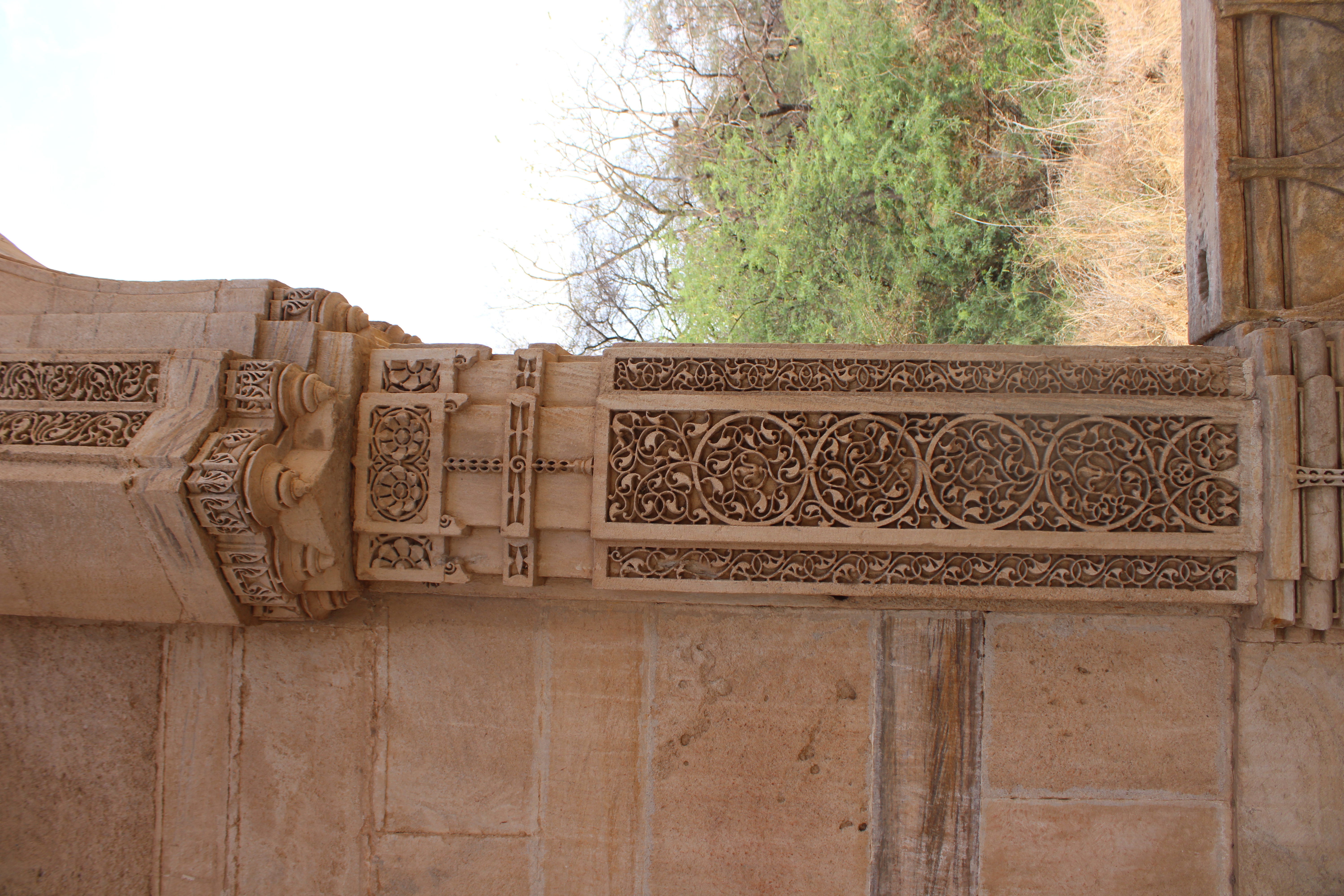 Pavilion at Nagina Masjid, Champaner