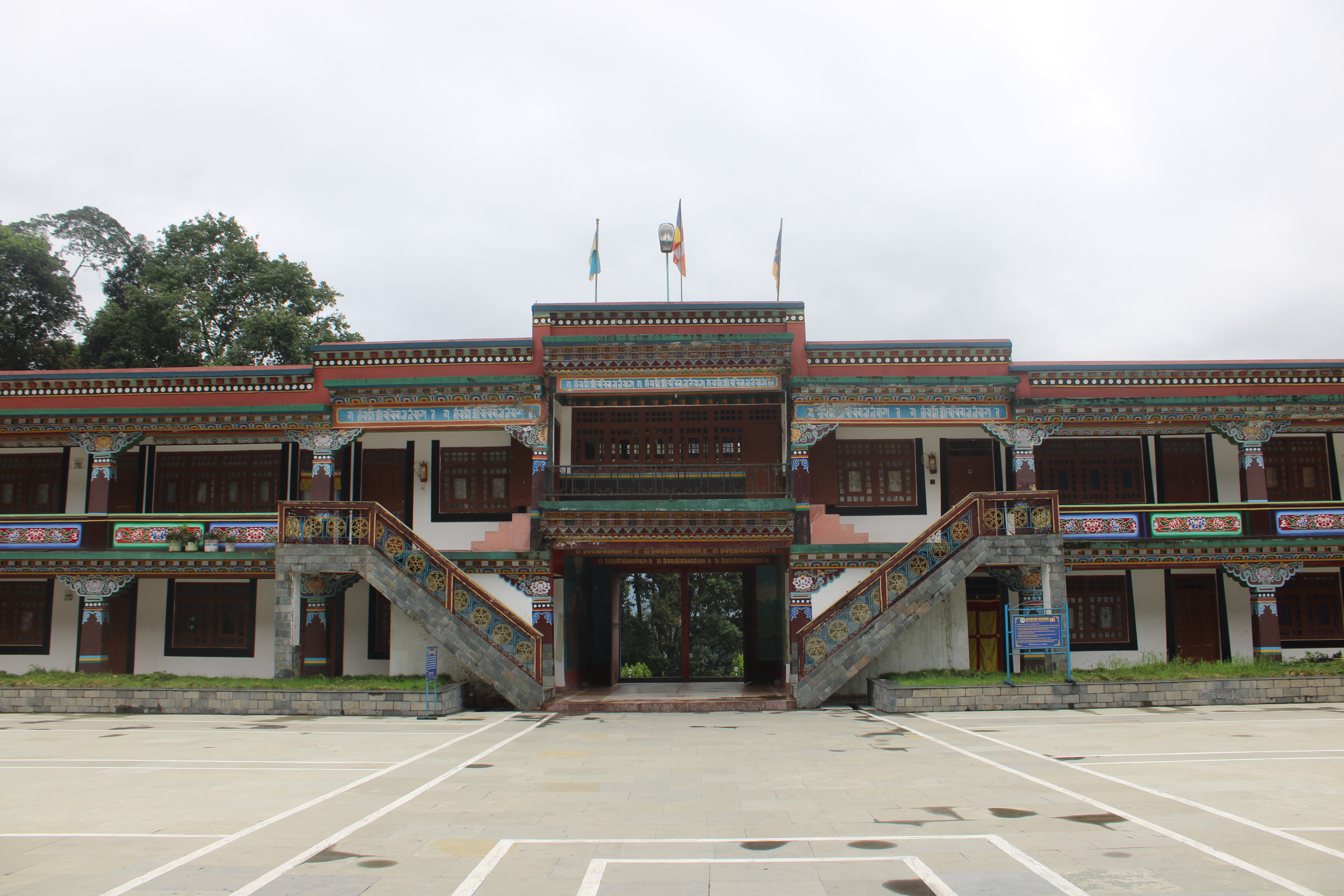 Lingdum Monastery, Ranka