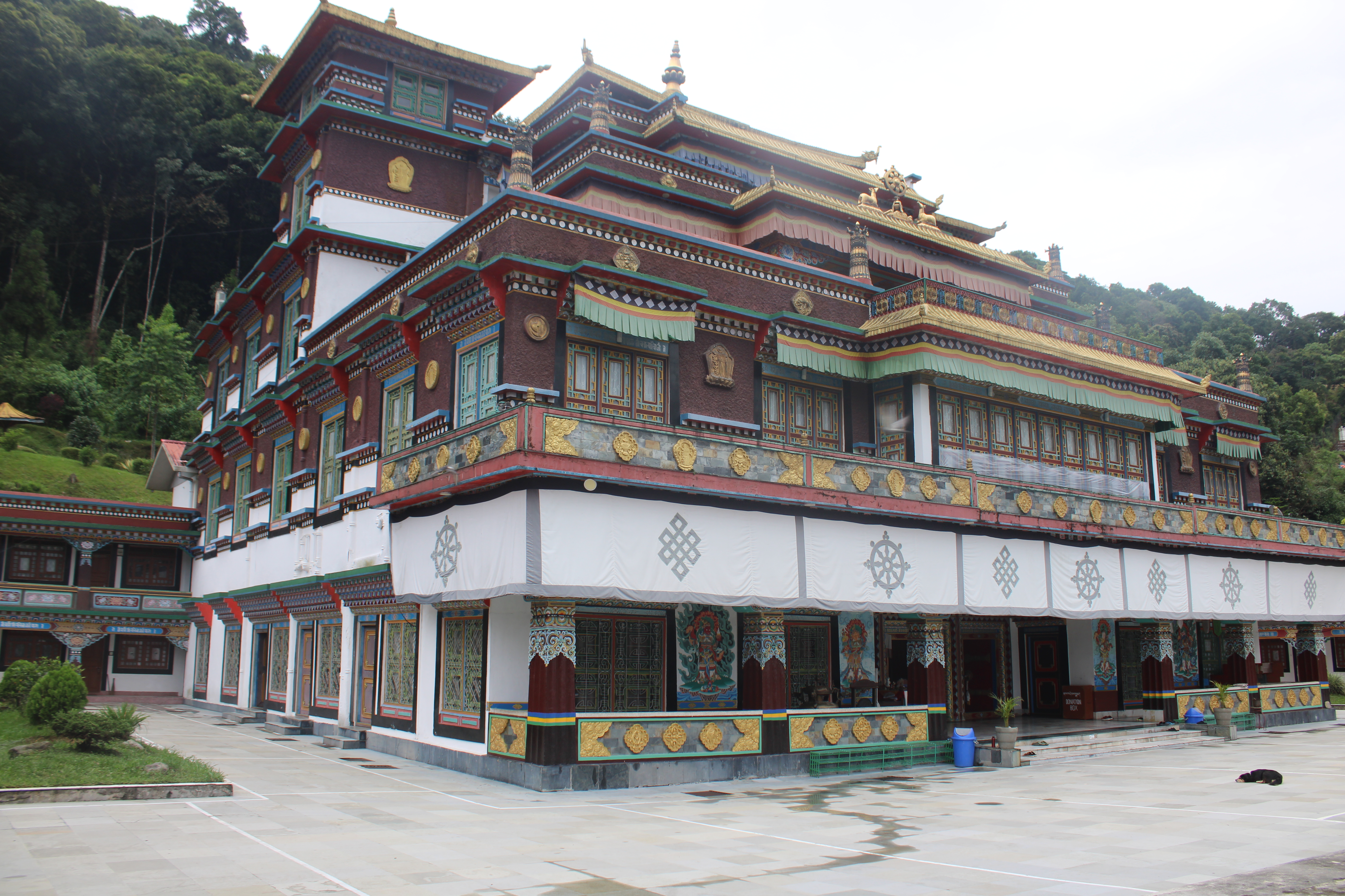 Lingdum Monastery, Ranka