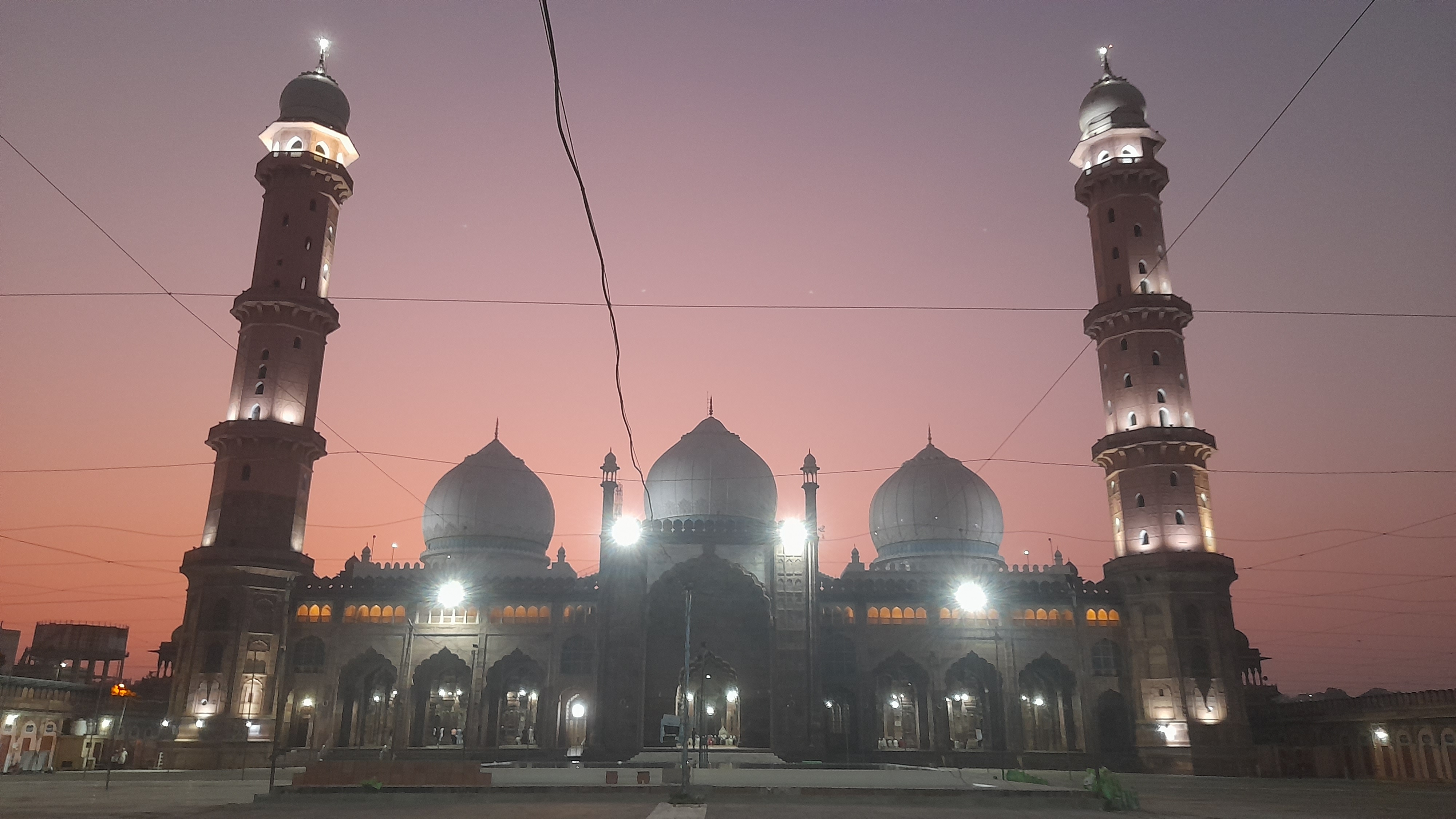 Taj-ul-Masjid