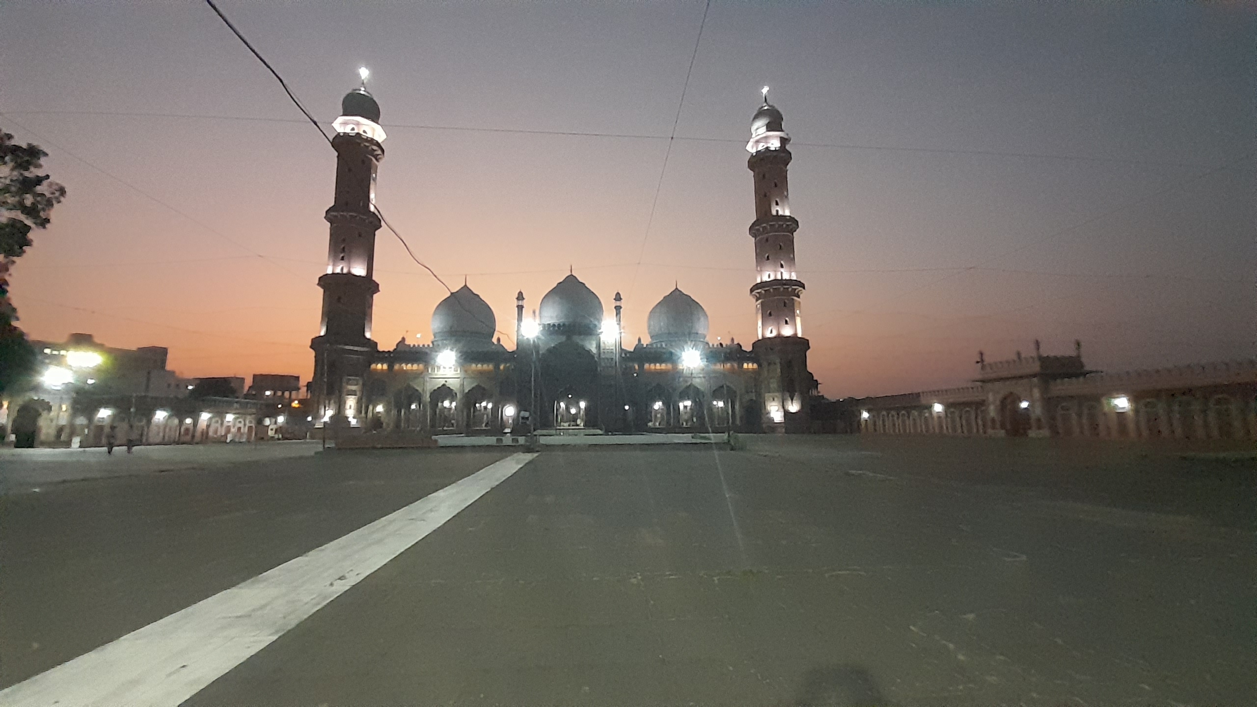 Taj-ul-Masjid