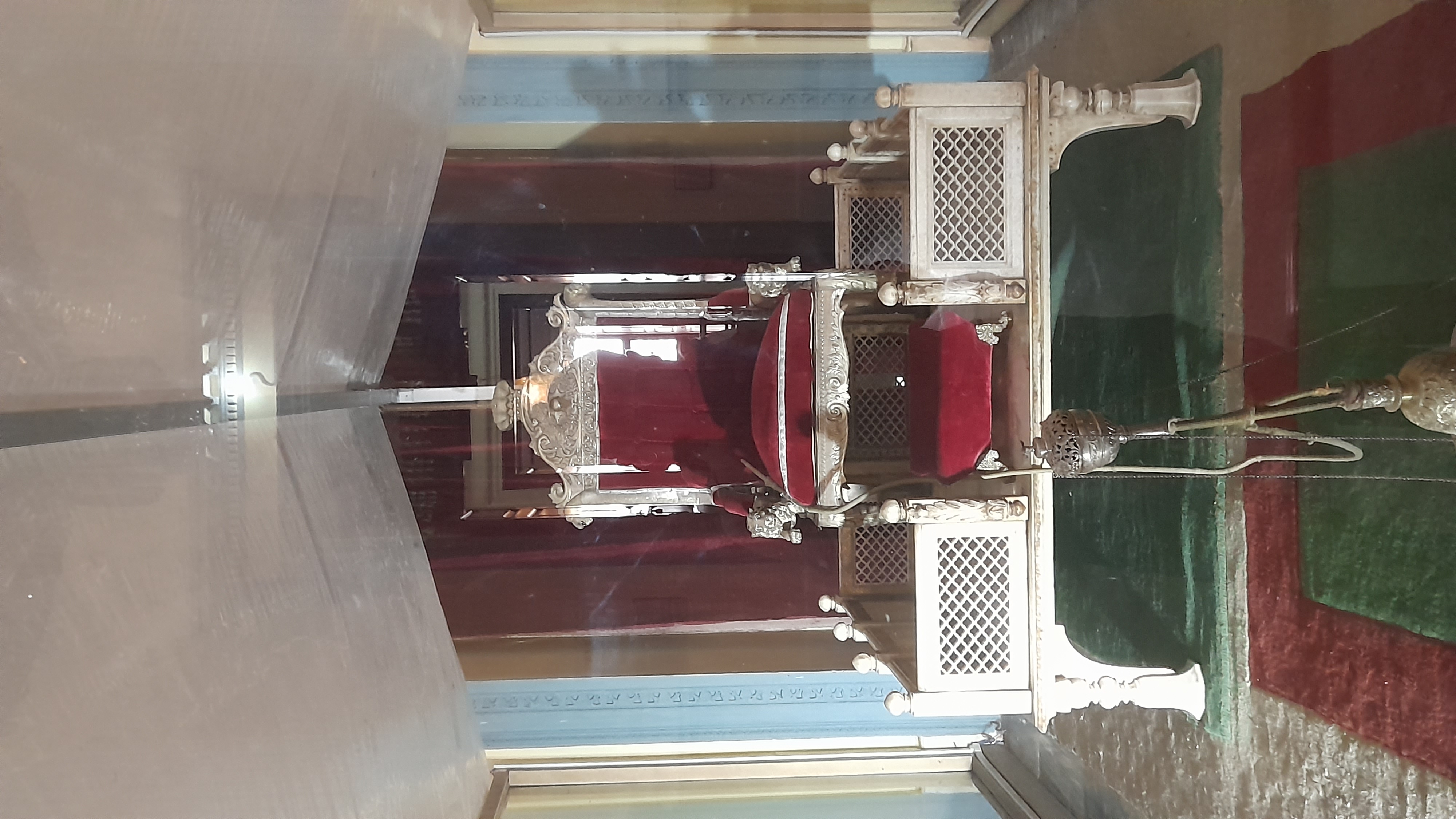 Hazarduari Palace, Murshidabad