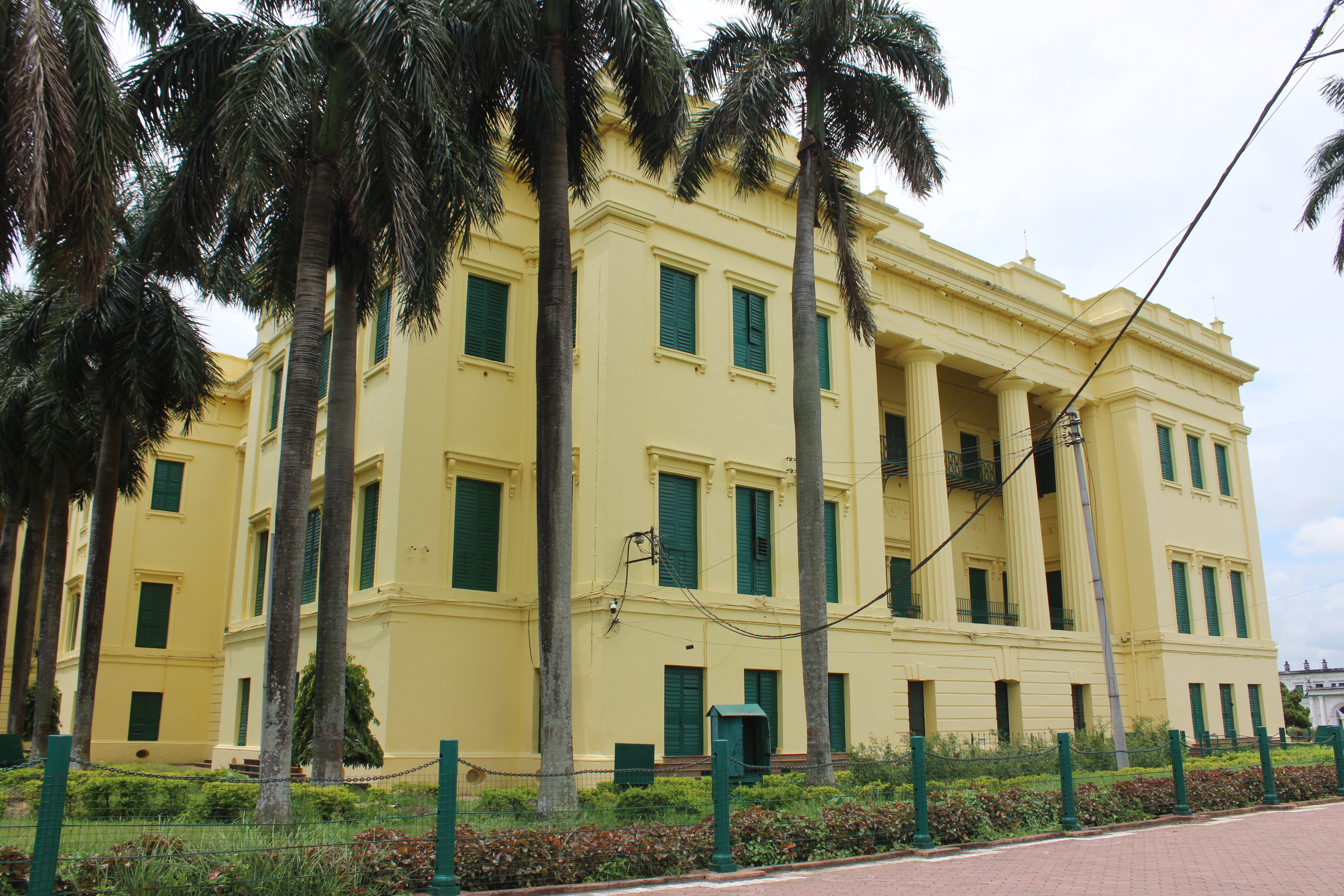 Hazarduari Palace, Murshidabad
