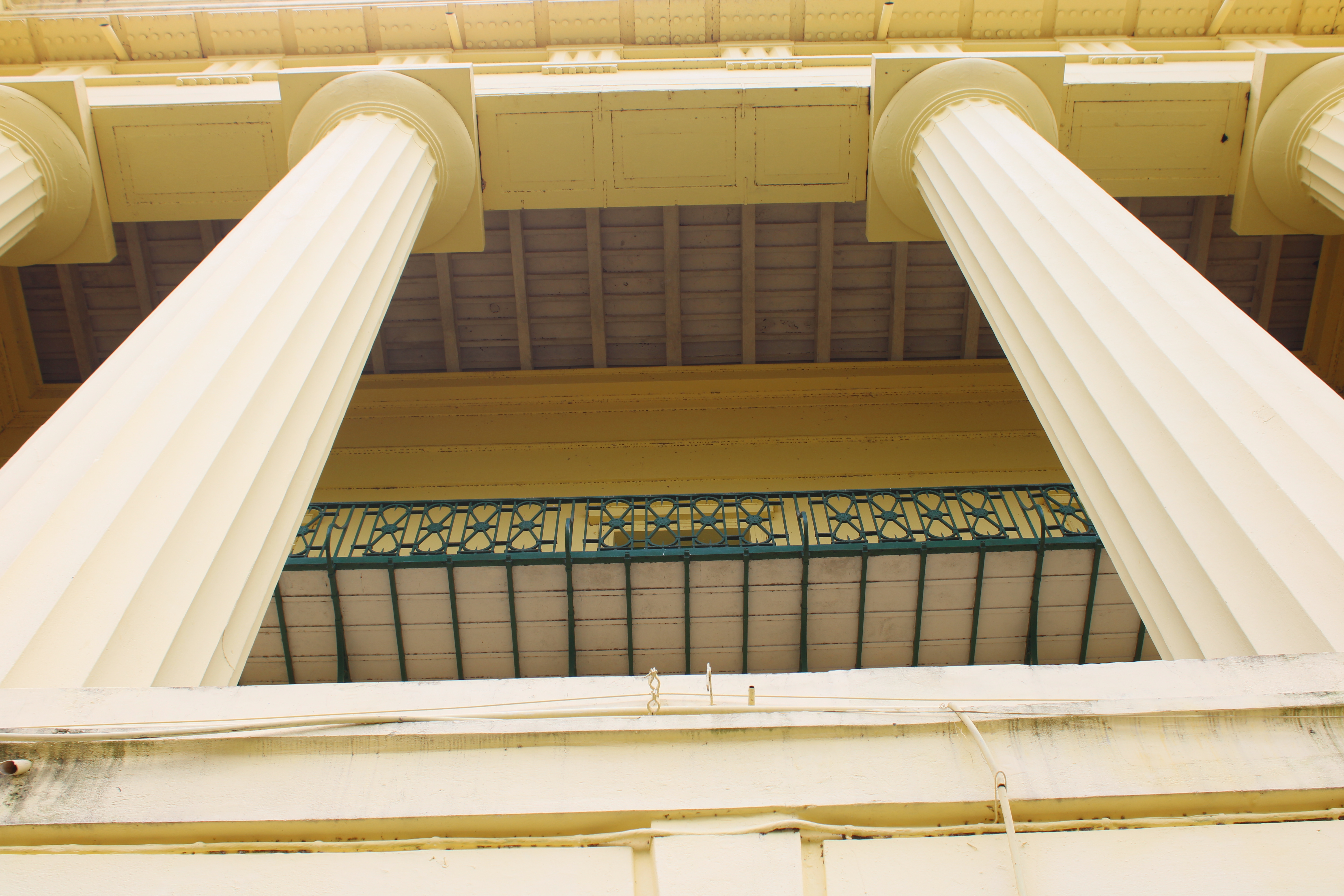 Hazarduari Palace, Murshidabad