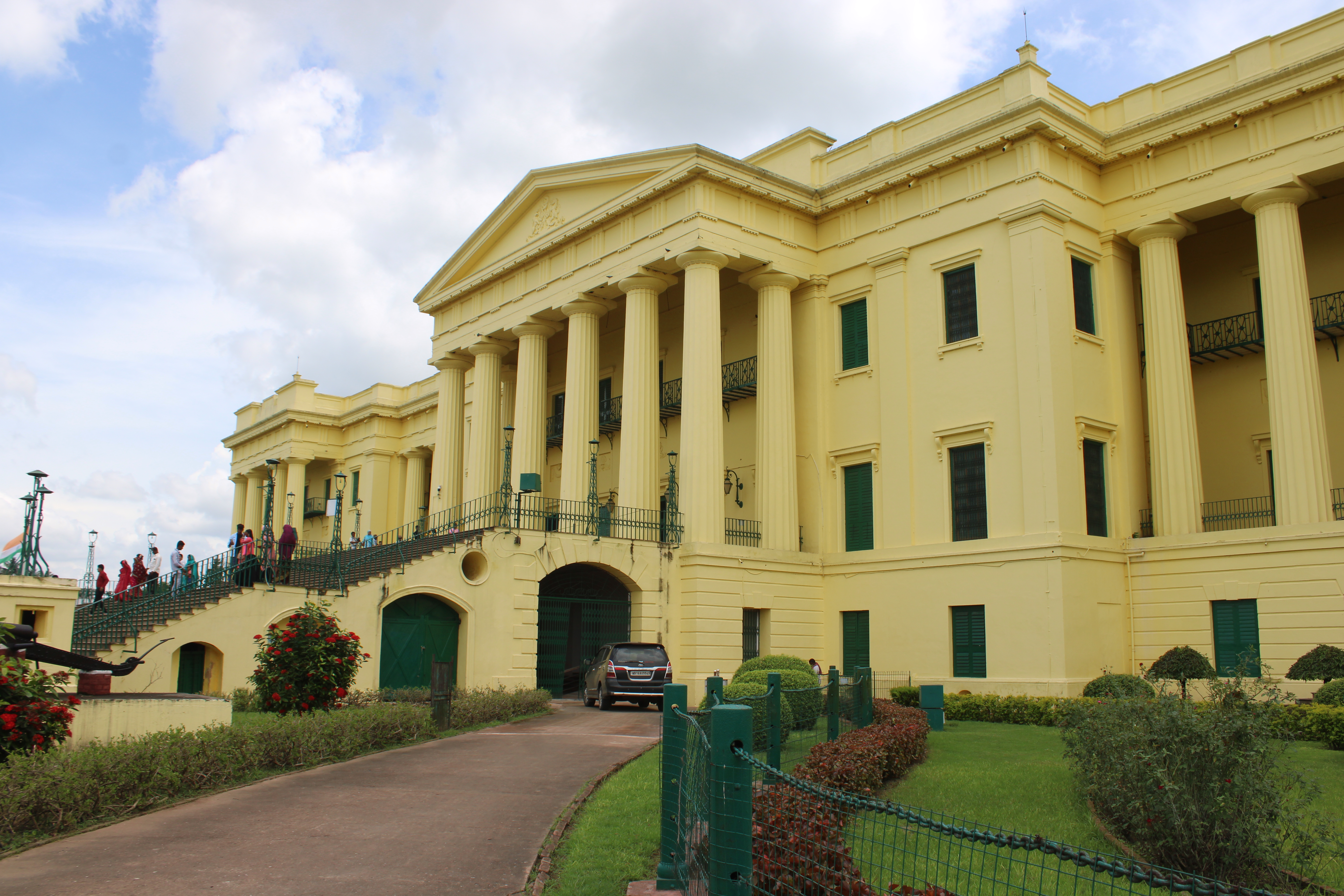 Hazarduari Palace, Murshidabad