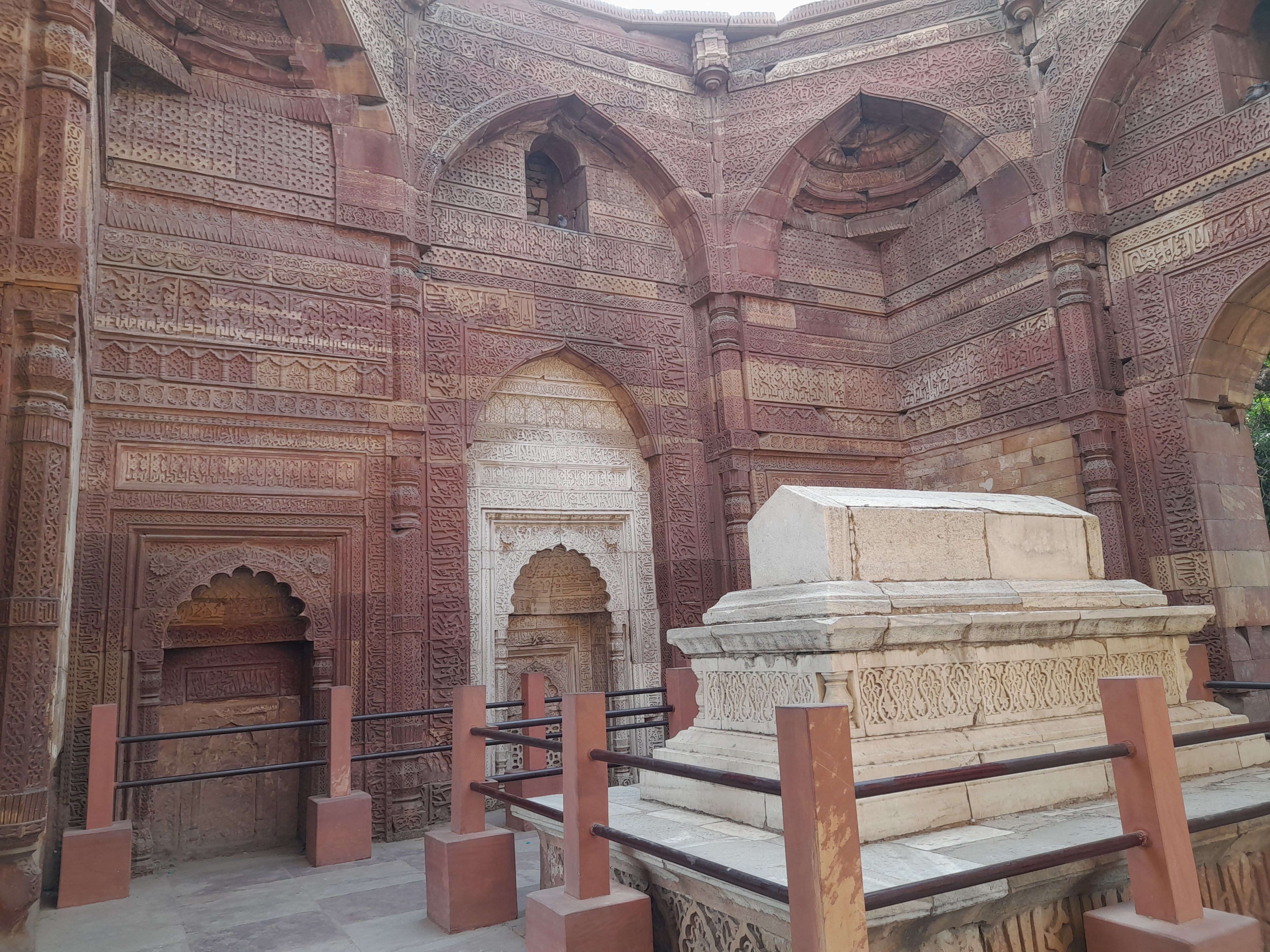 Tomb of Iltutmish, Qutub Minar Complex