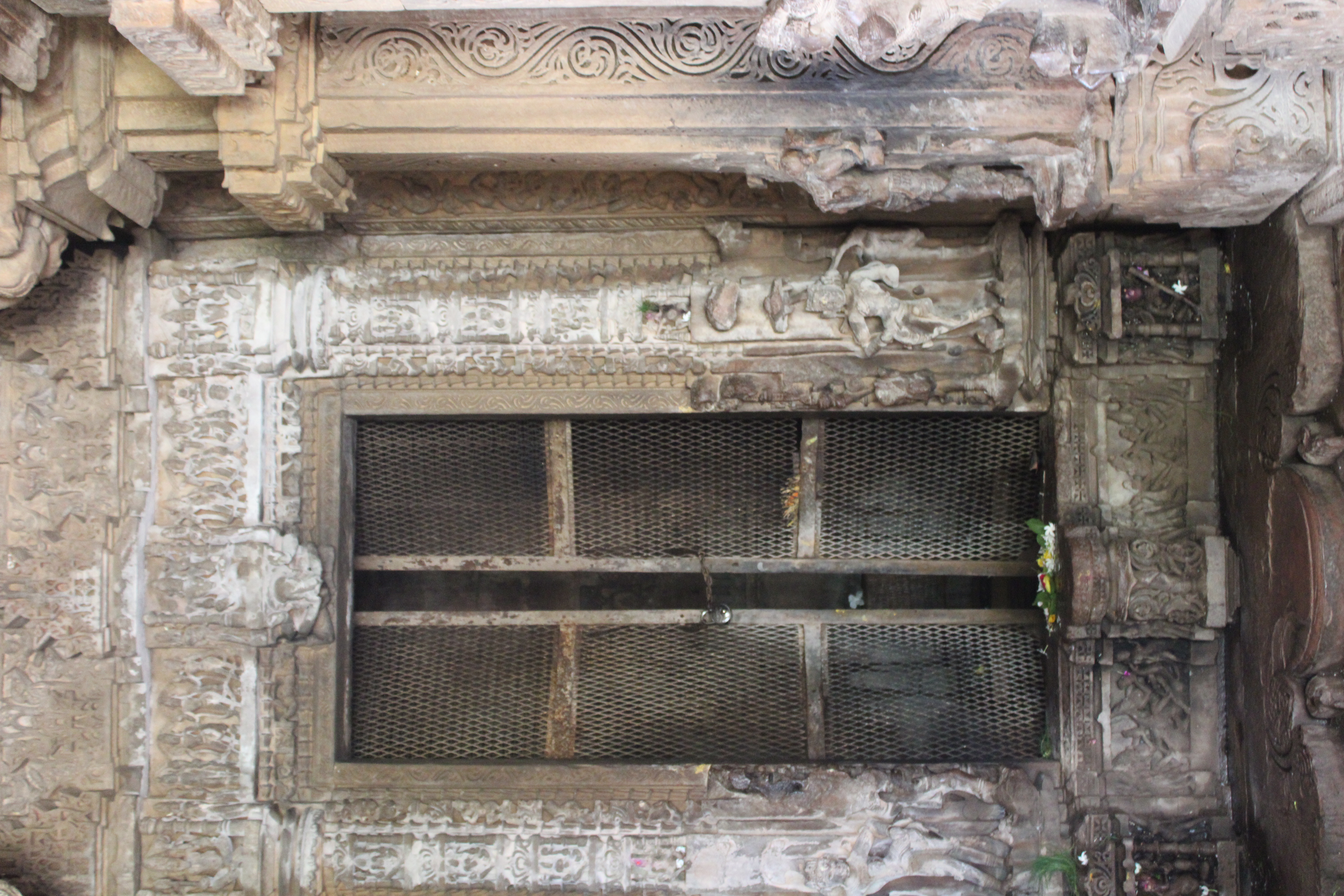 Dulhadeo Temple, Khajuraho