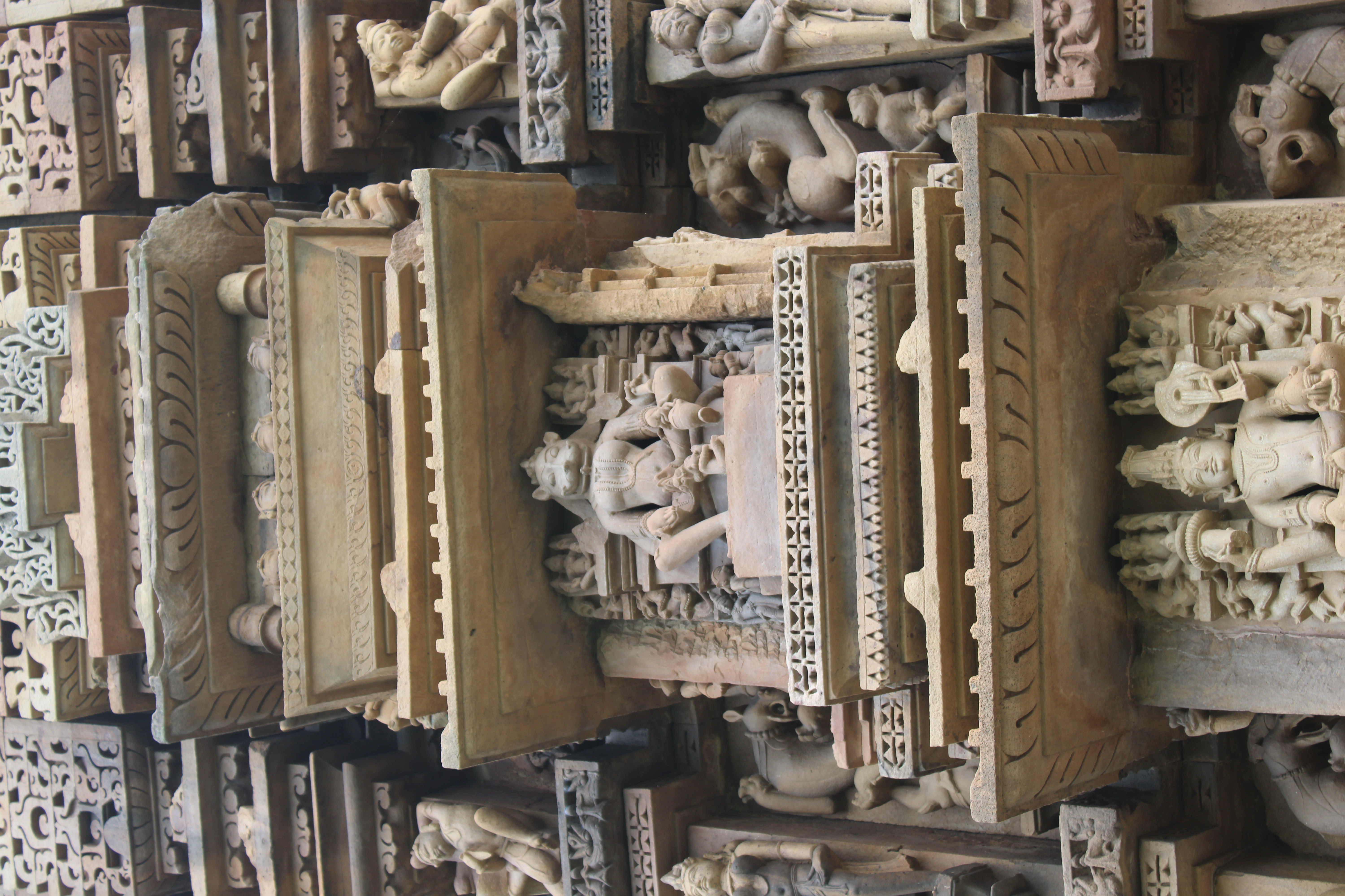Chaturbhuj Temple, Khajuraho