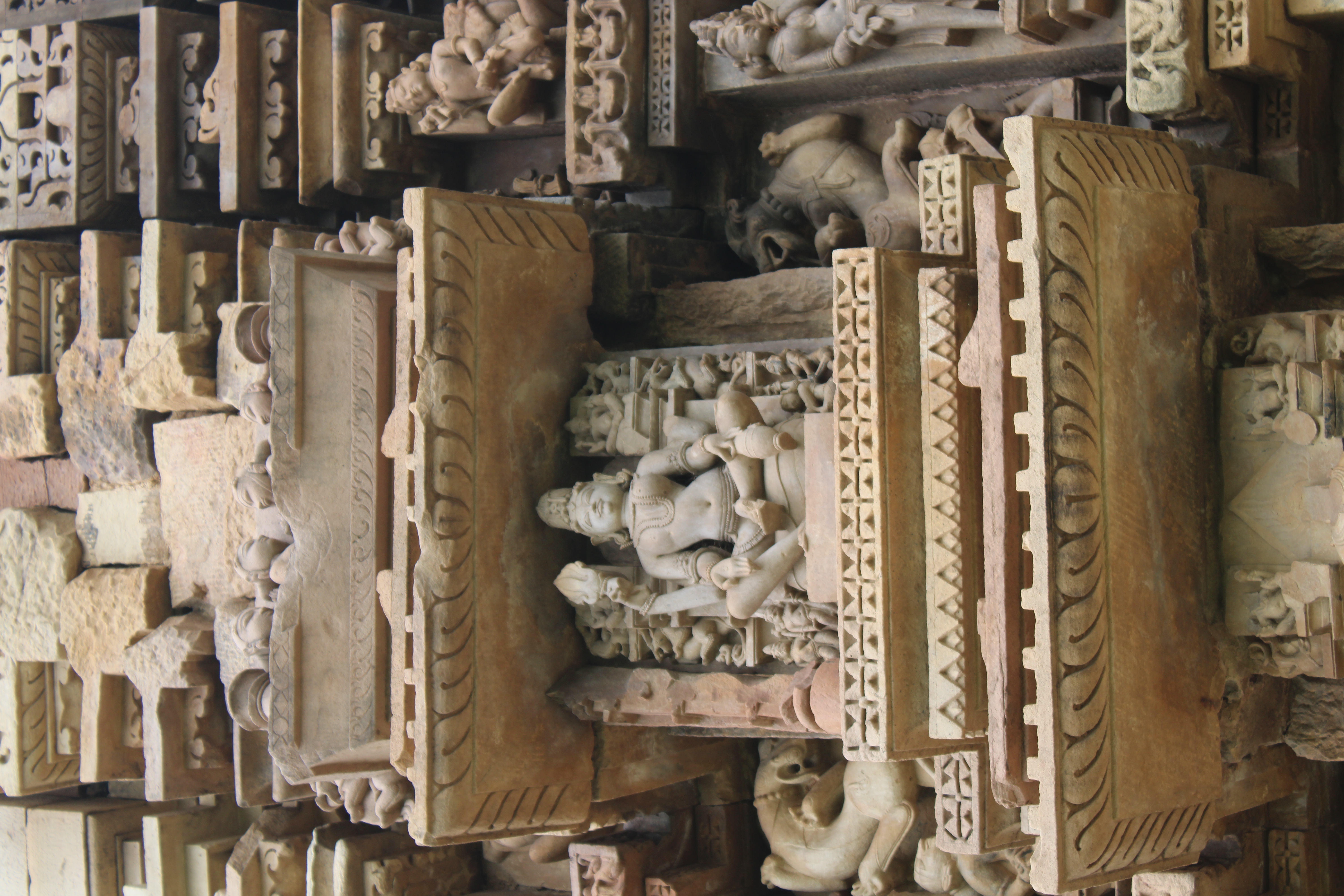 Chaturbhuj Temple, Khajuraho