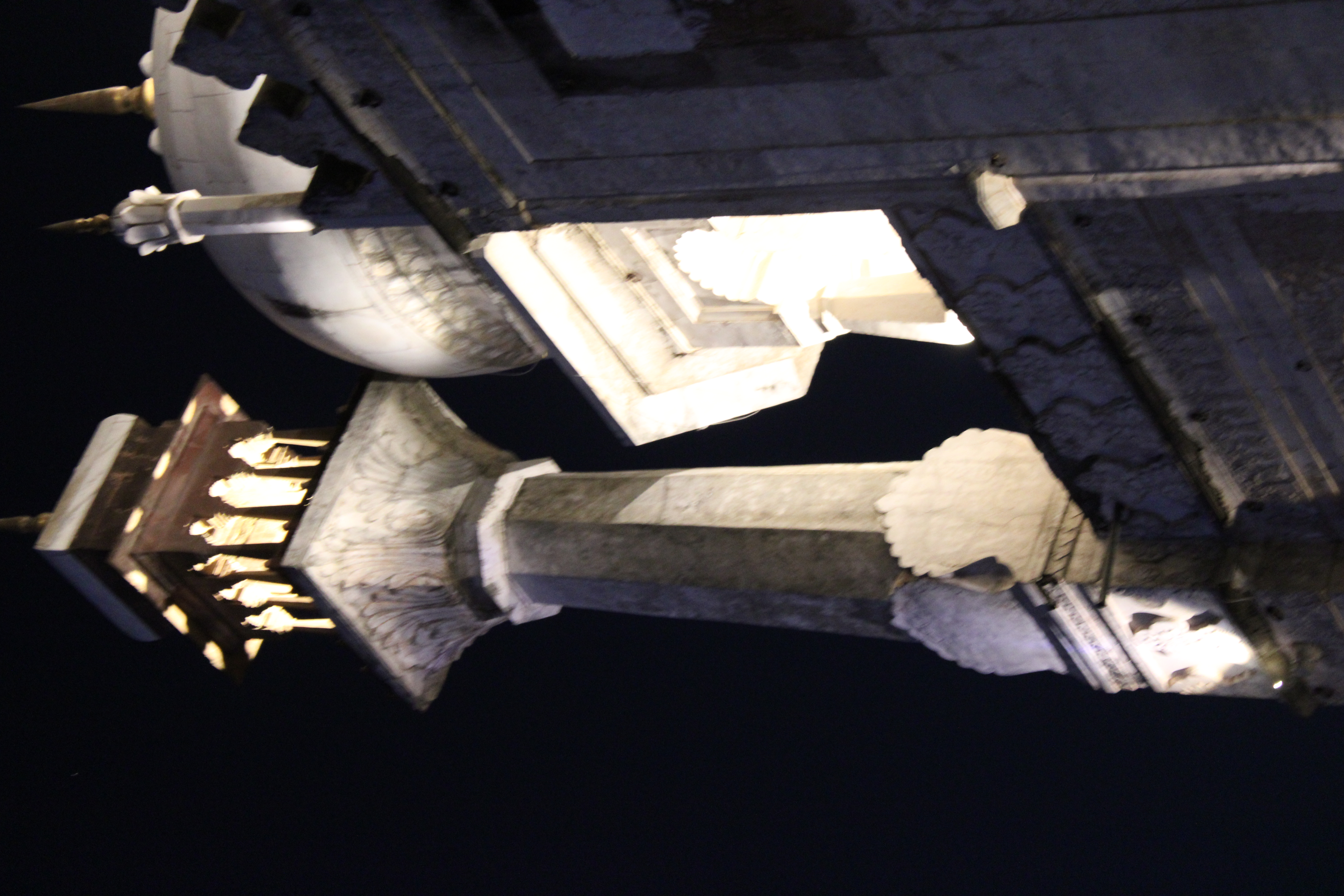 Detail of small minaret at corner of dome