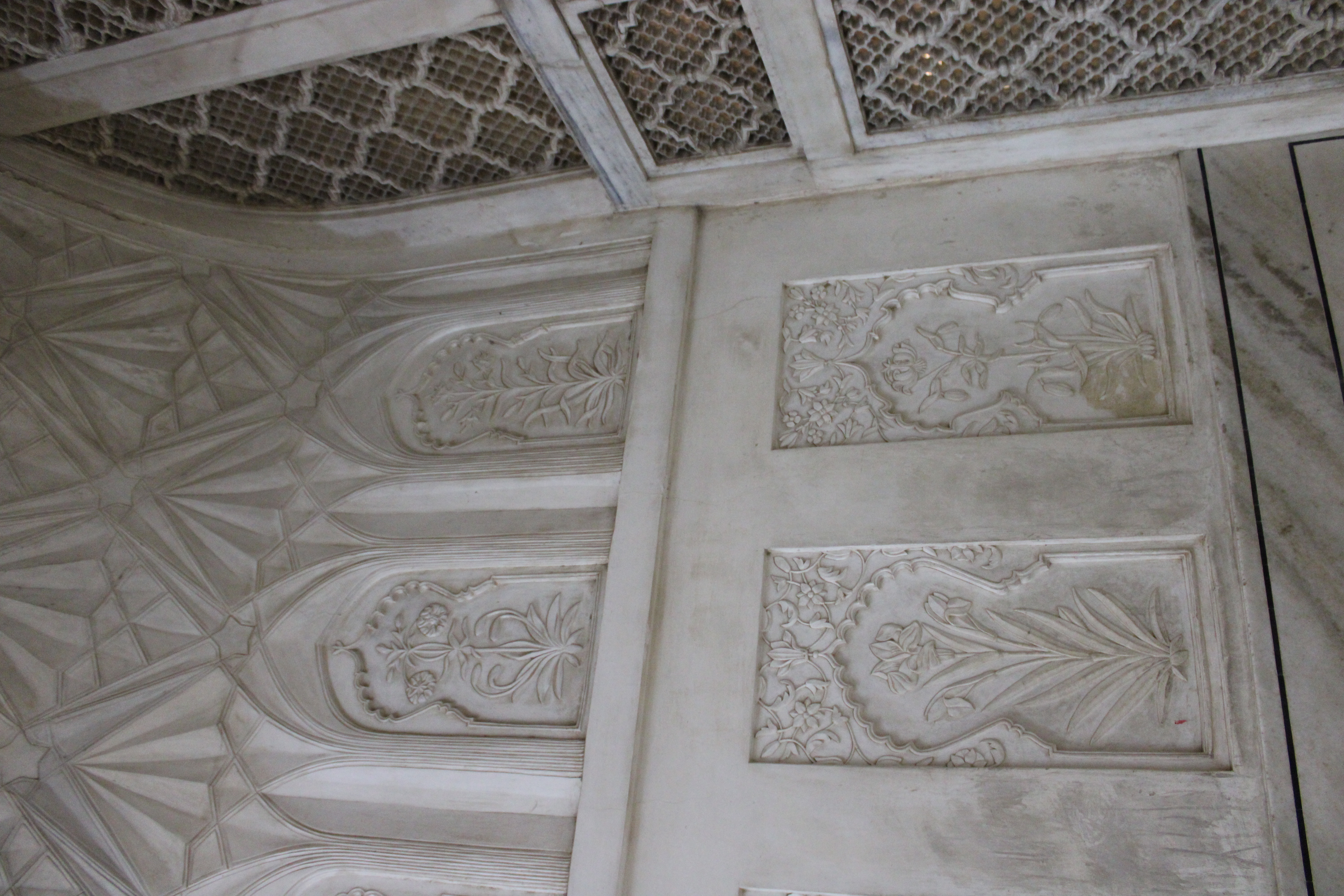 Detail of stucco work Eastern Facade 2