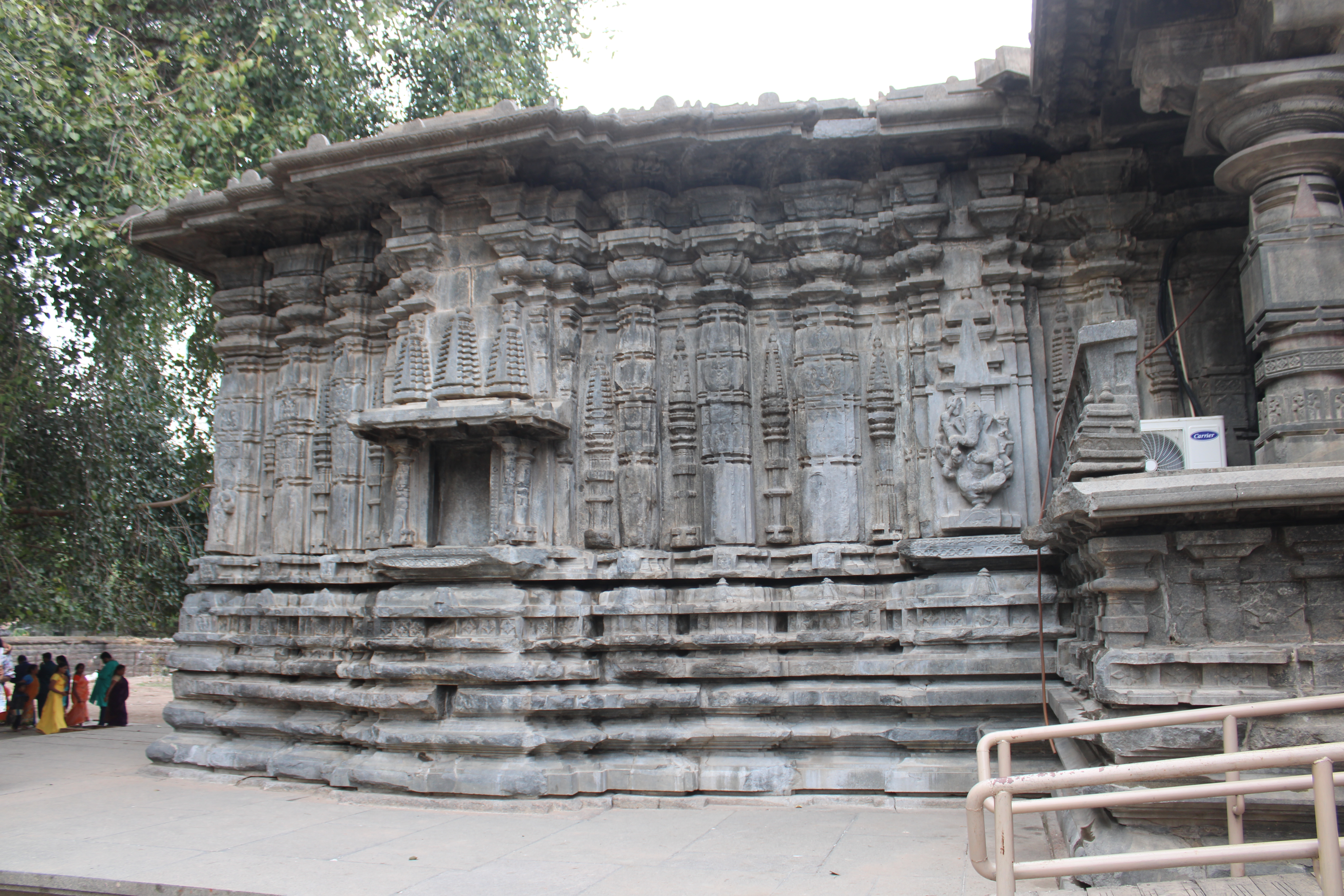 Thousand Pillar Temple