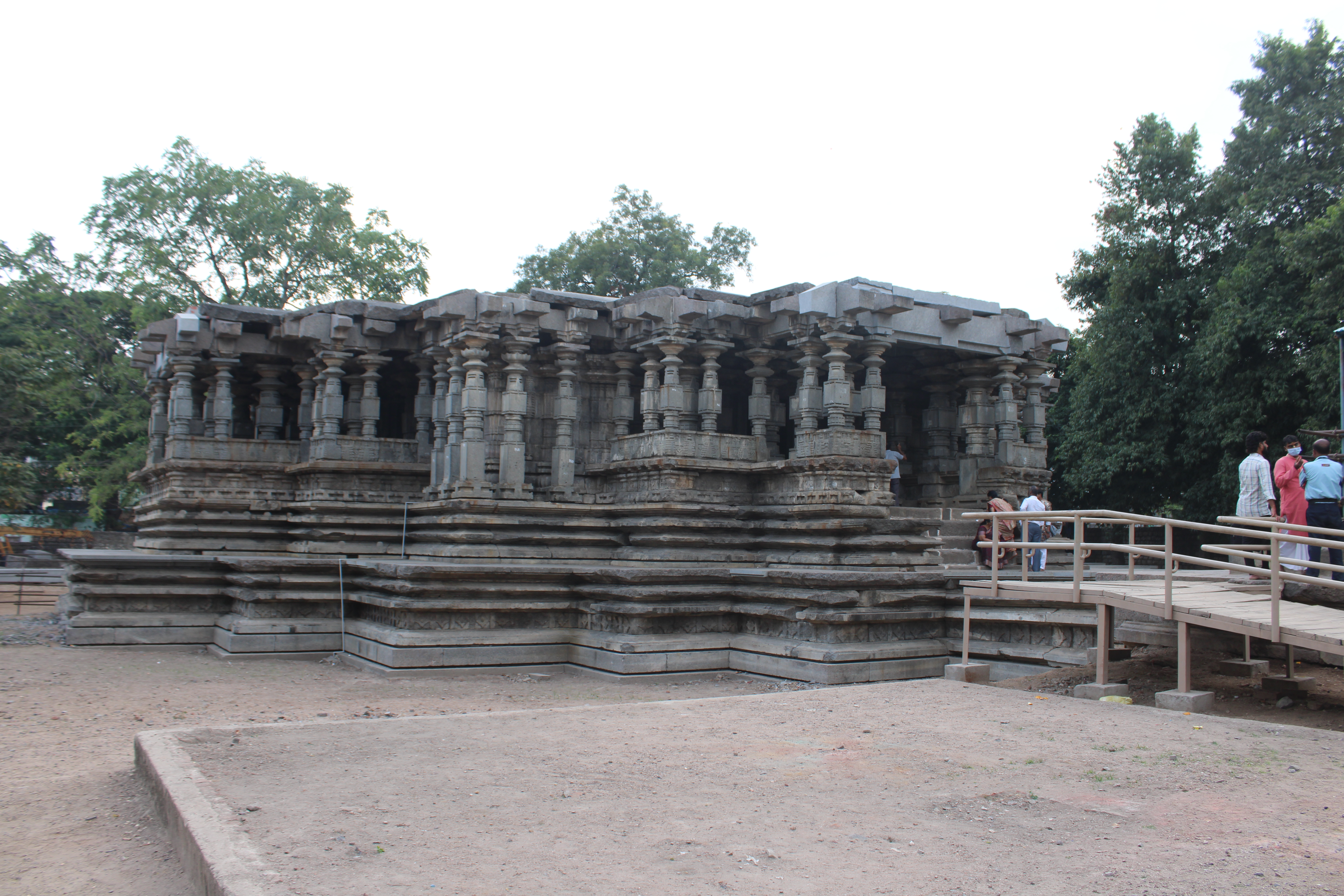 Pavilion of Thousand Pillar Temple