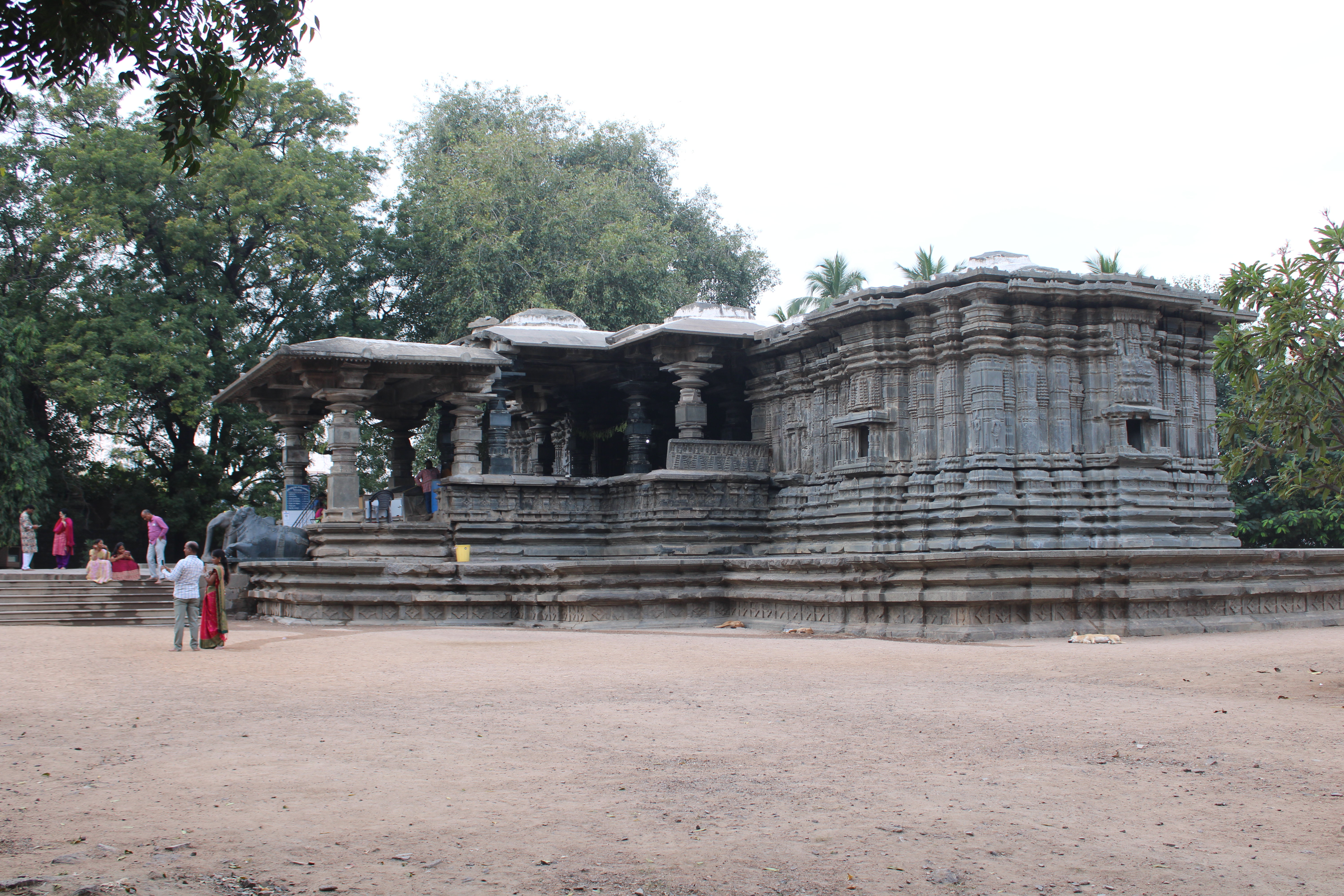 Thousand Pillar Temple