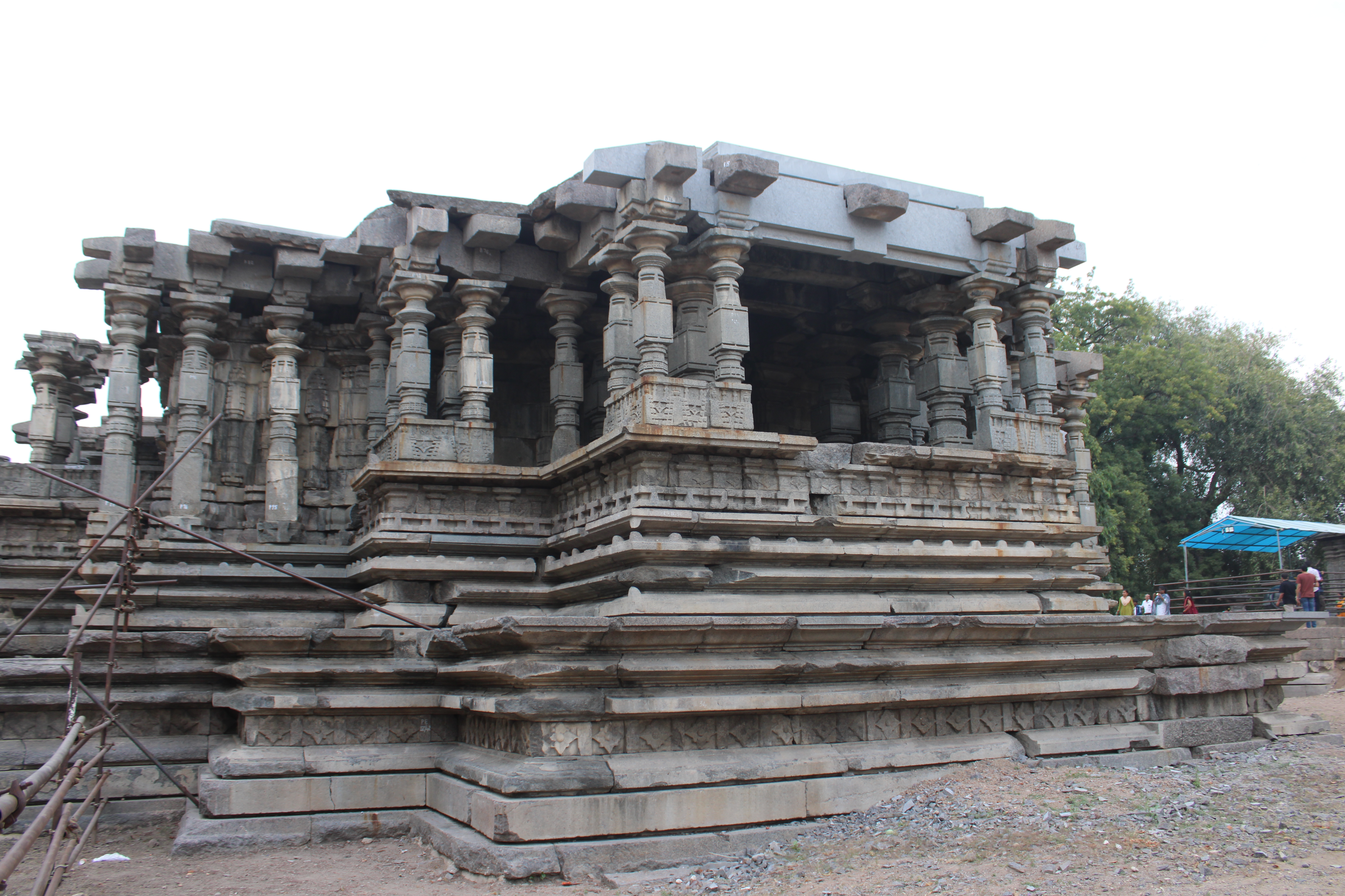 Pavilion of Thousand Pillar Temple