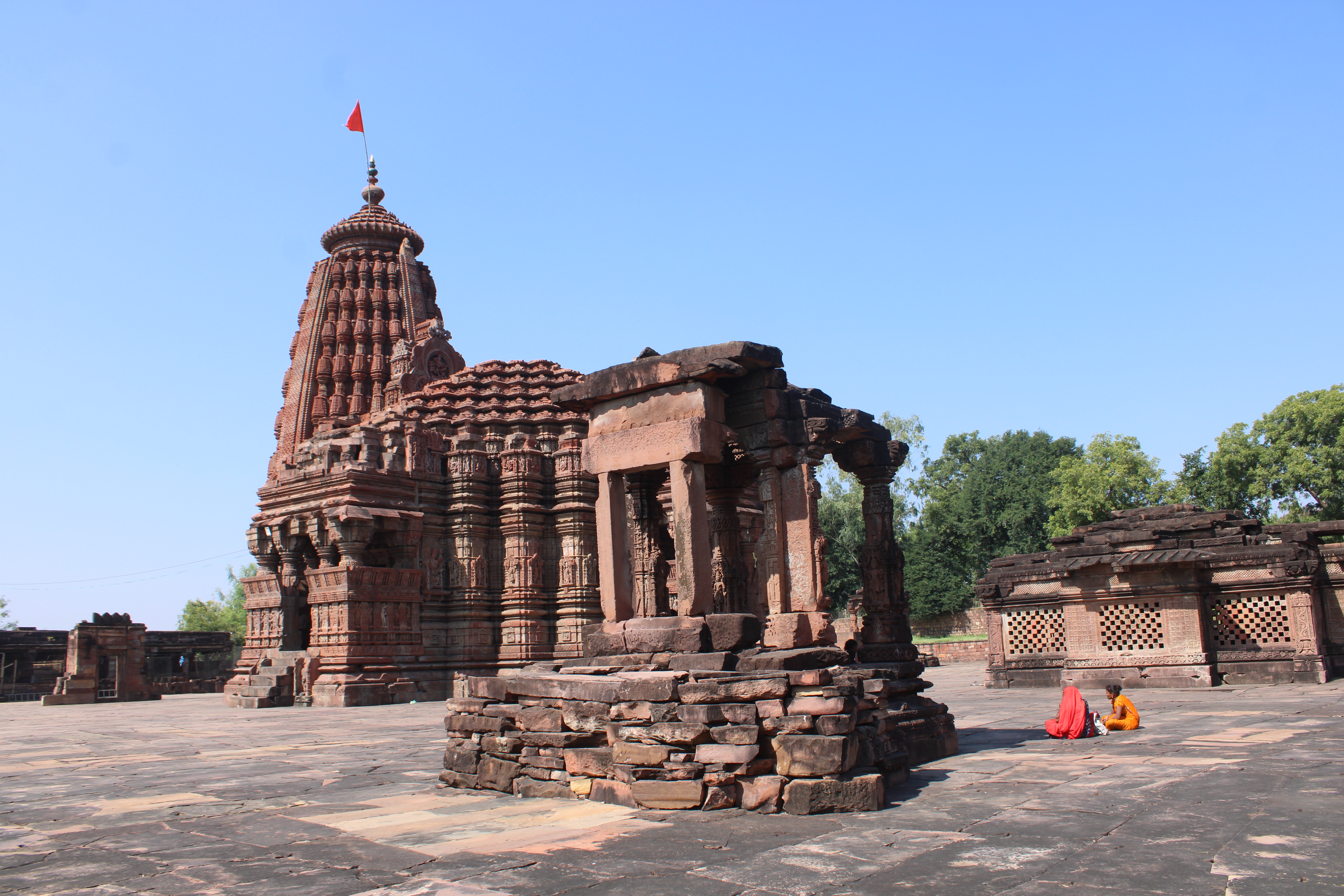 Neelkantheshwar Shiv Temple