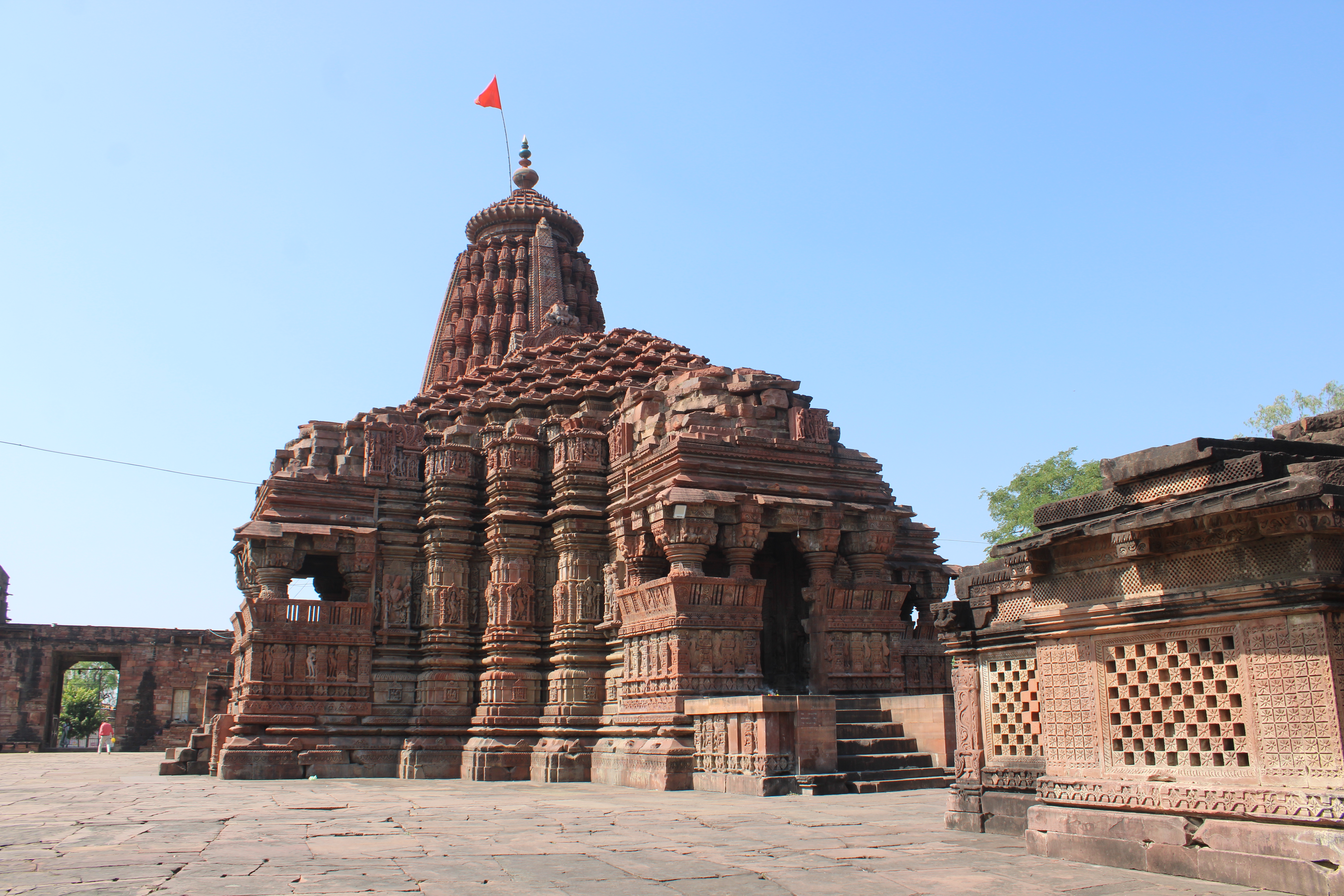 Neelkantheshwar Shiv Temple