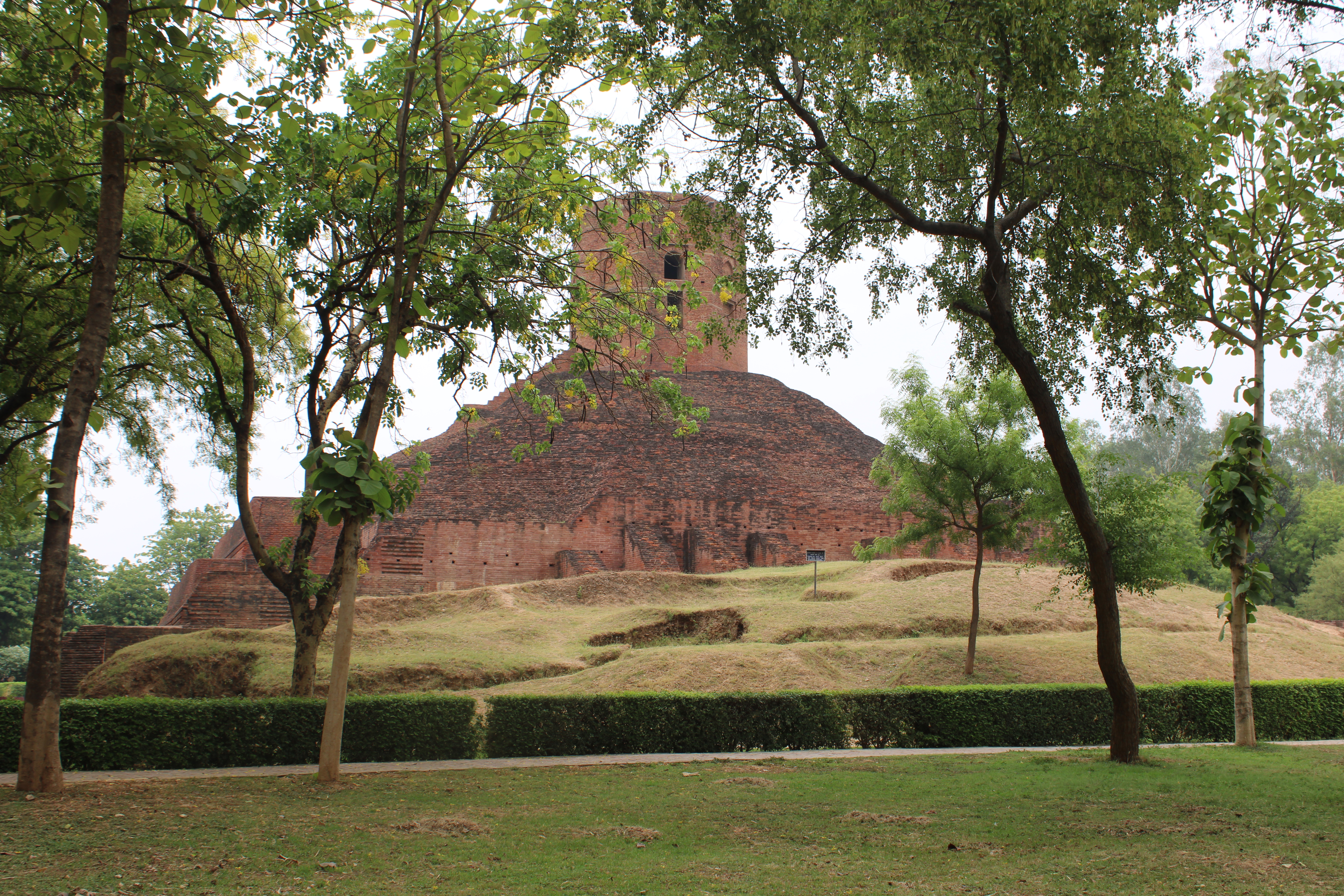 Chaukhandi Stupa