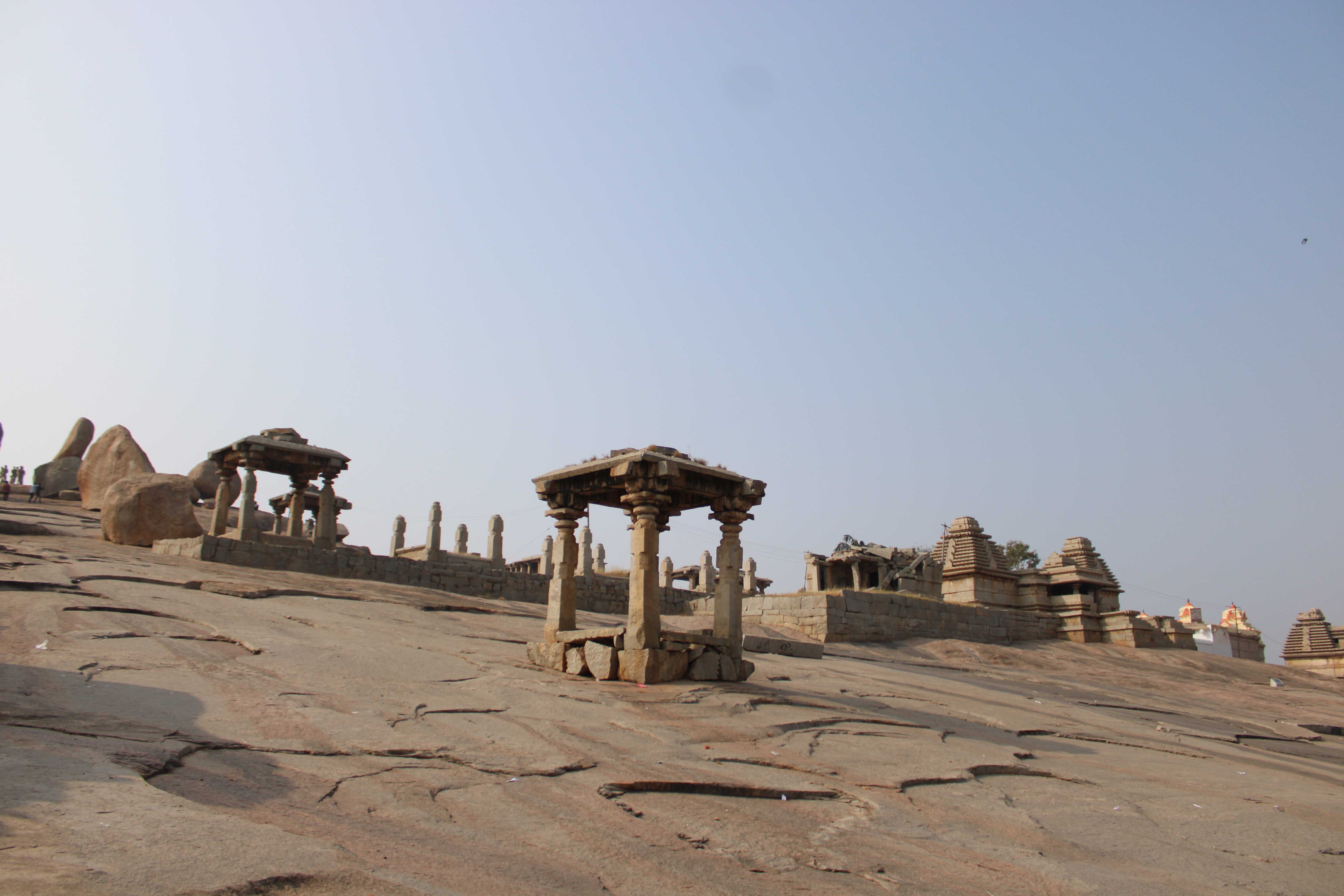 Hemakuta Hill, Hampi