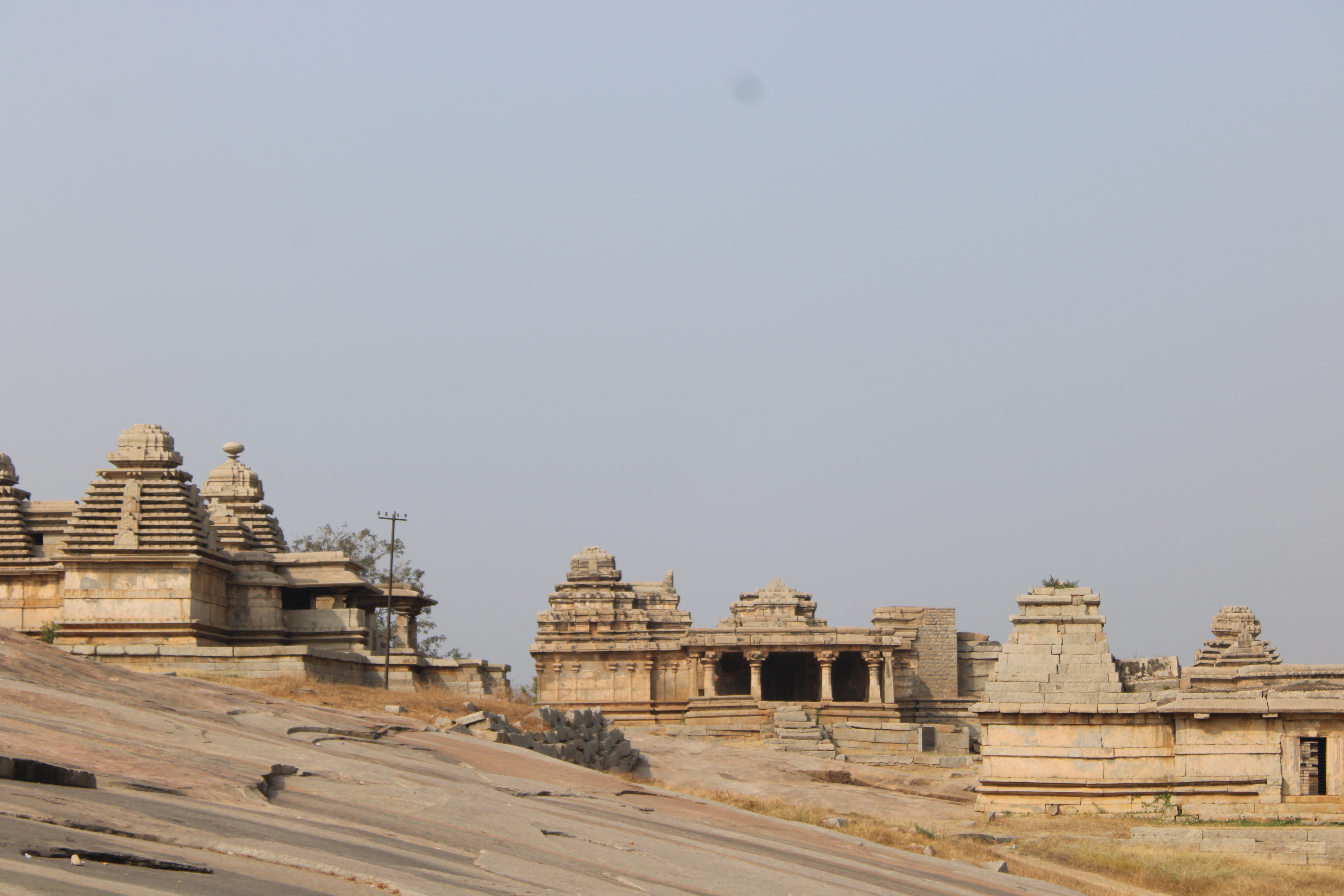 Hemakuta Hill, Hampi