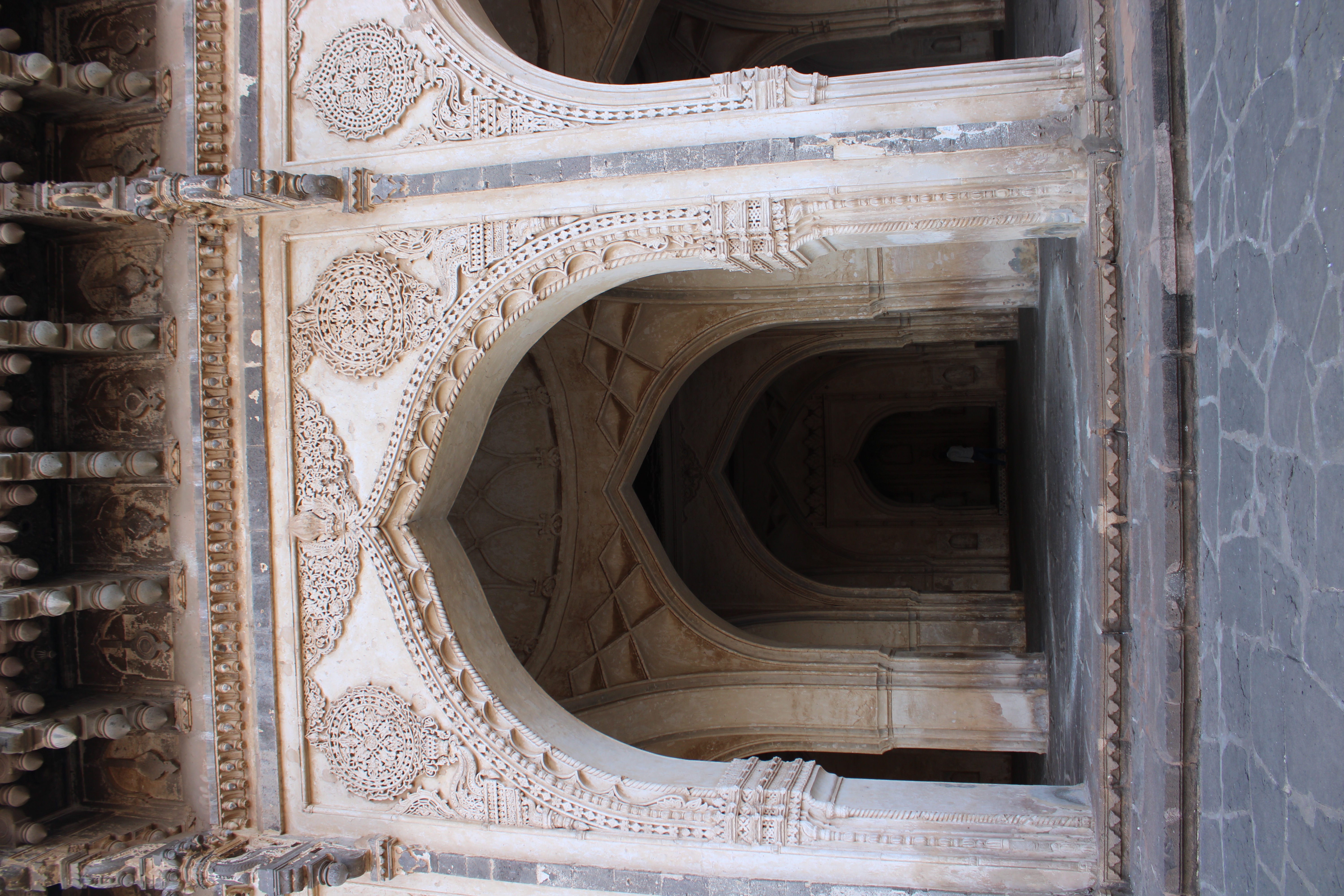 Mosque at Ibrahim Rauza