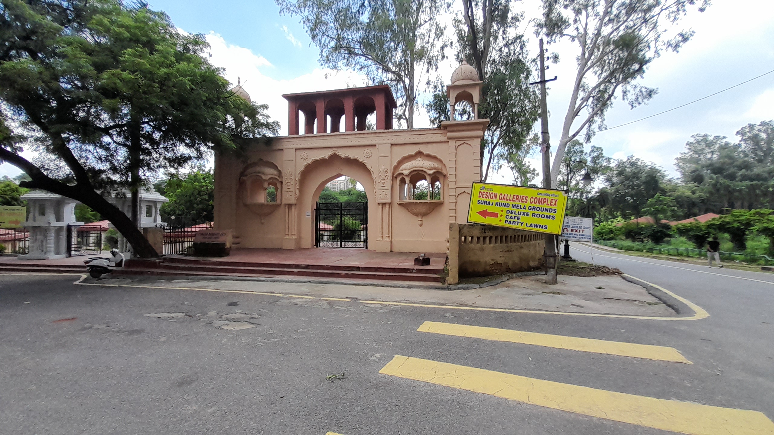Fairgrounds, Surajkund