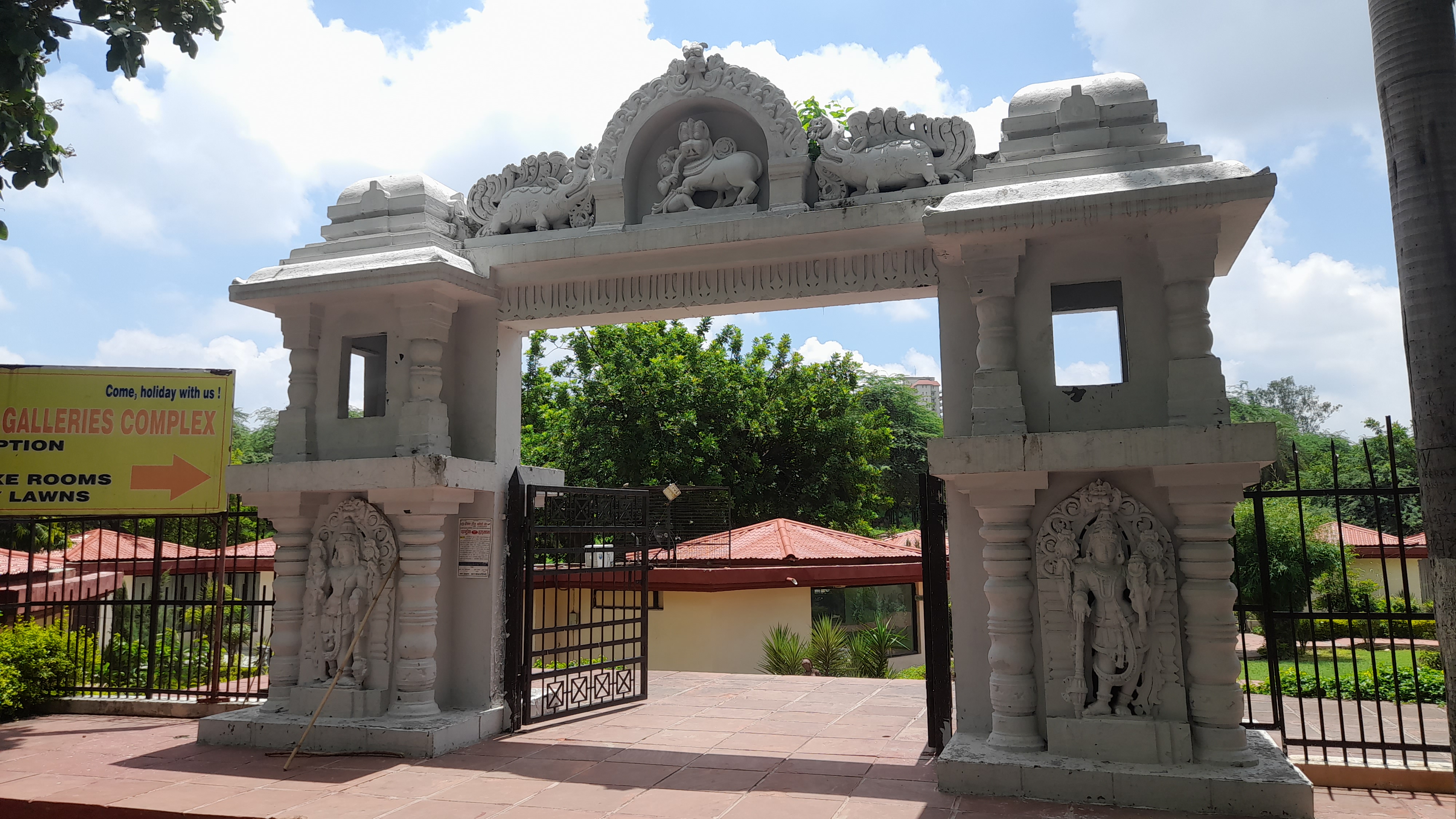 Fairgrounds, Surajkund